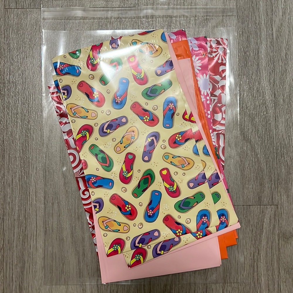 NIP POLY MAILERS (20)